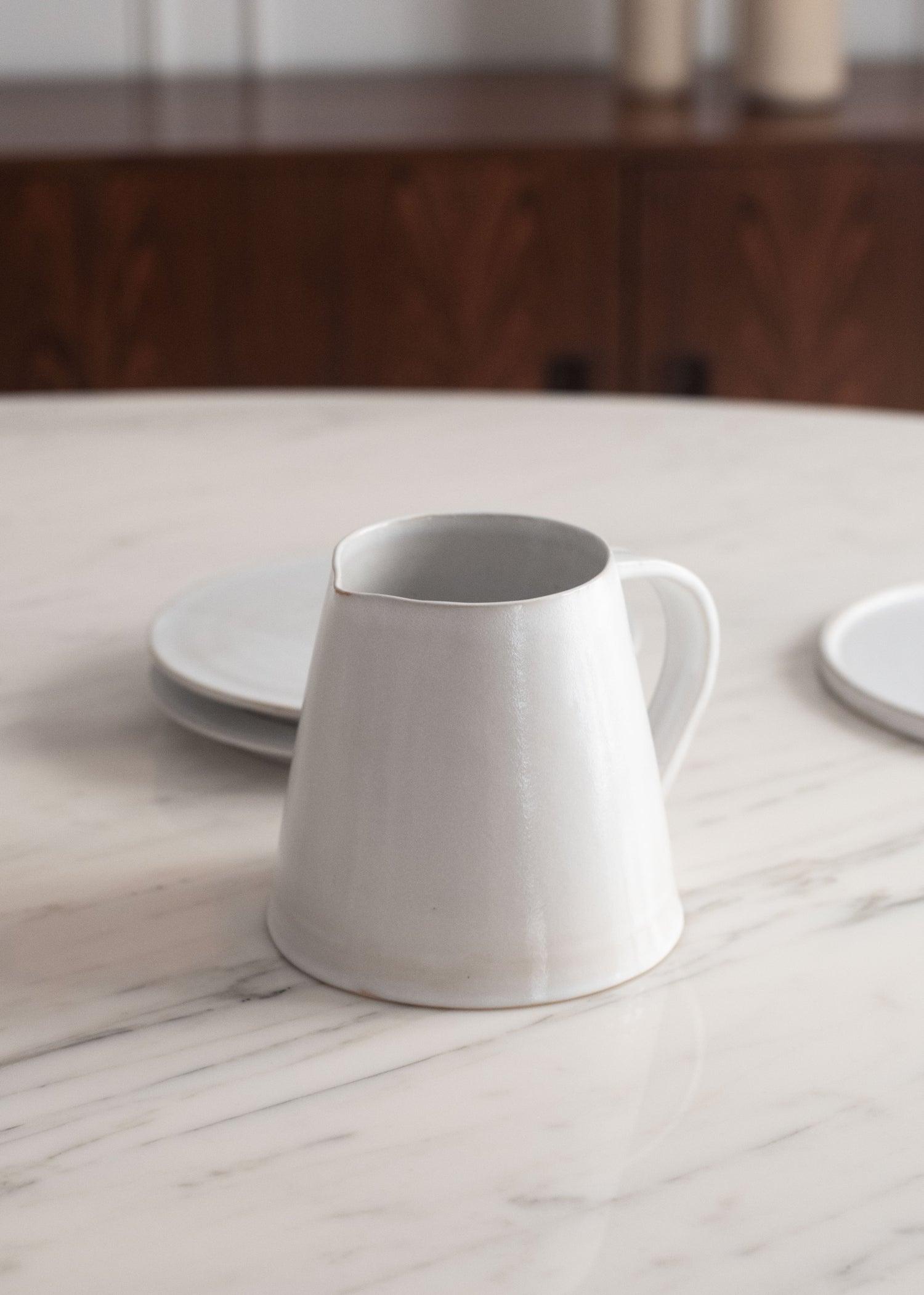 Carafe en grès fin façonné à la main en France- Céramique artisanale | Mestiers