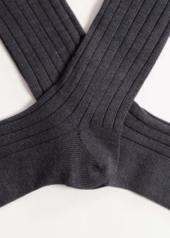 Chaussettes fines à côtes 90% laine 10% nylon, confectionnées en Italie