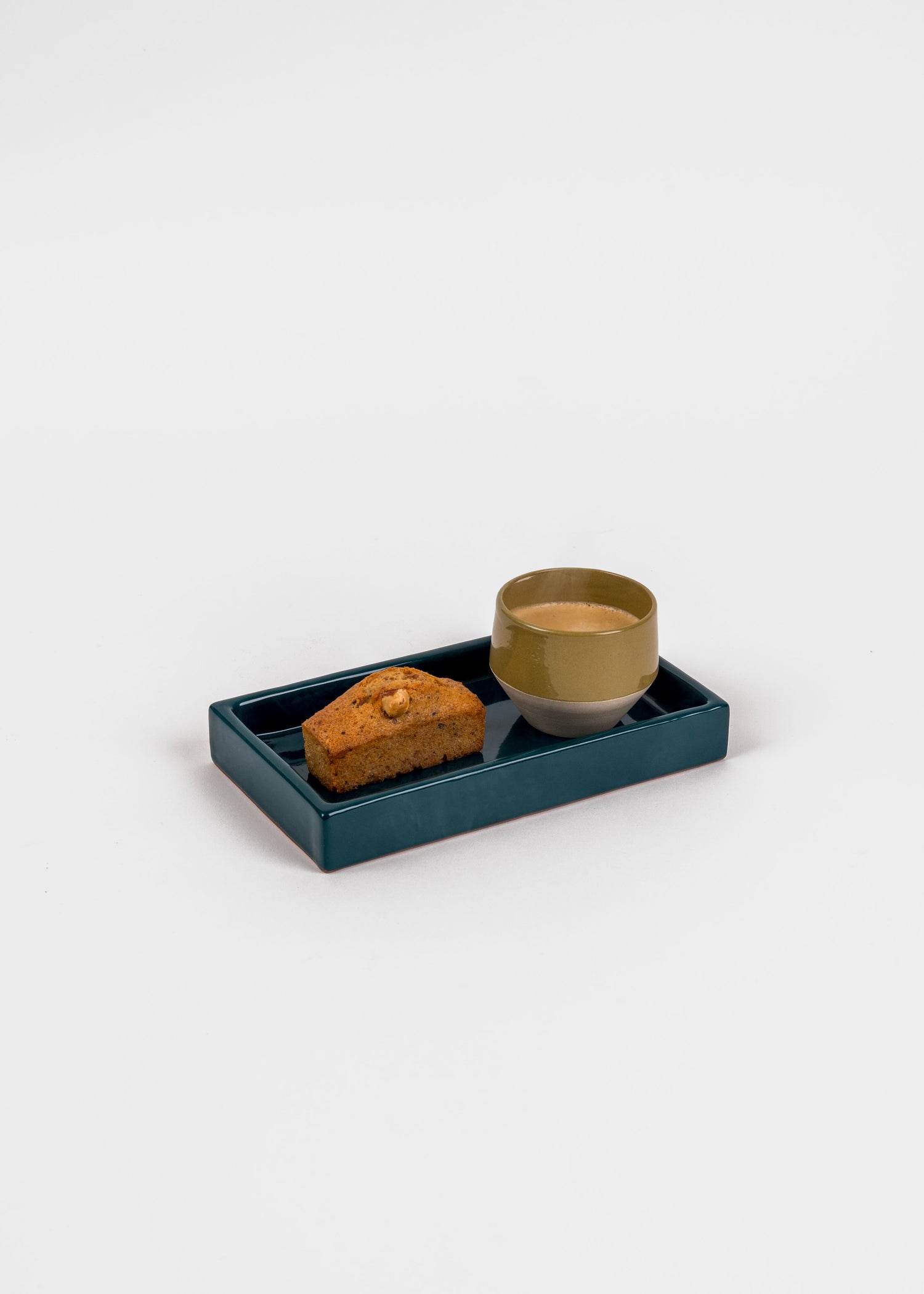 Plateau en céramique vert émeraude, terracotta, fait à la main - set à café, vide poche, assiette de service.